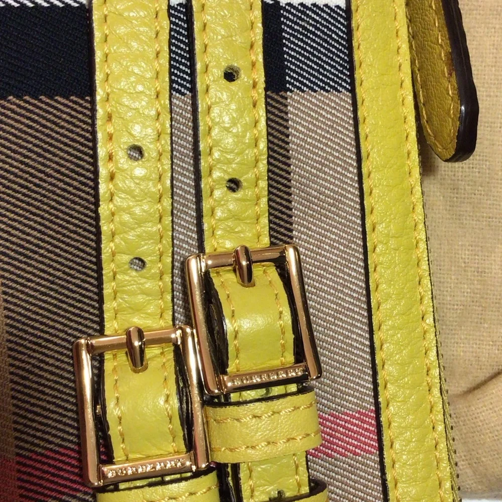Burberry Yellow and Tan Plaid Crossbody Bag - Picture 4 of 7